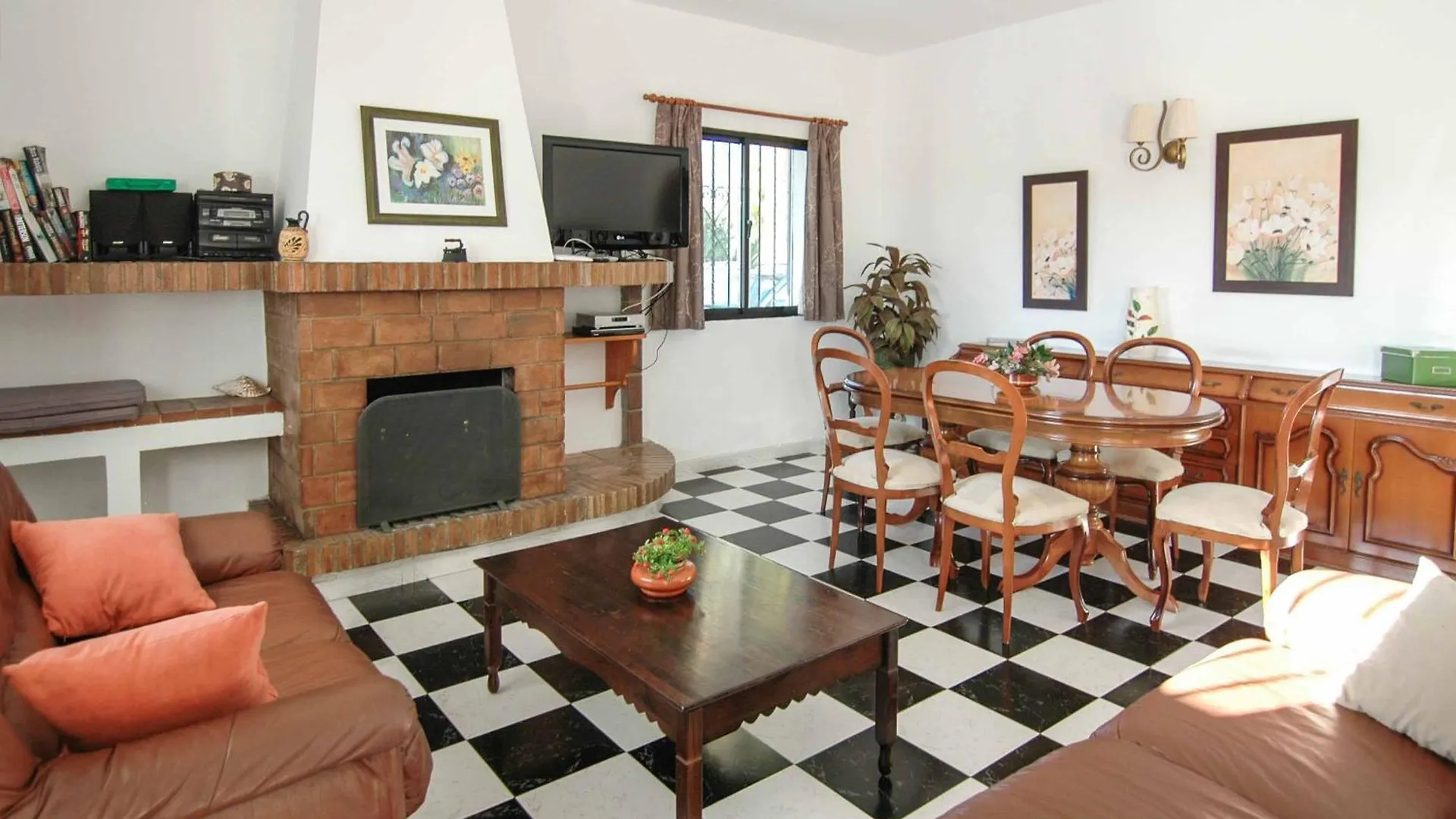 Villa Corbera Nerja